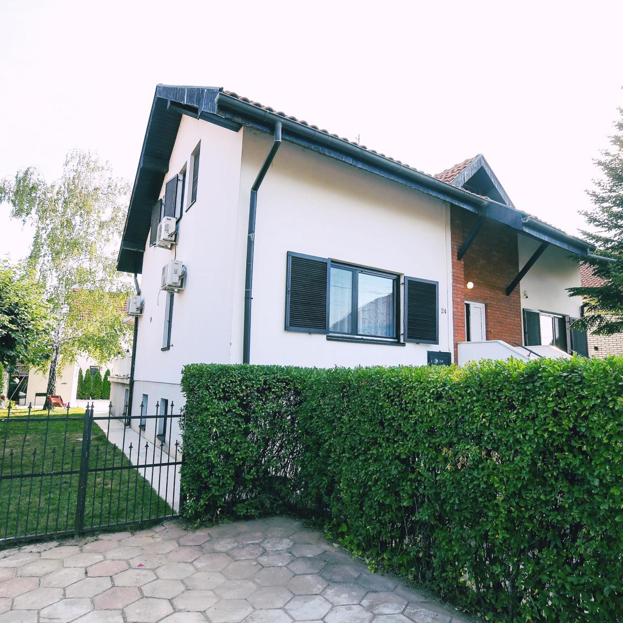 Villa Mina Kladovo, 5-Bedroom Villa With Pool For Up To 12 People Zewnętrze zdjęcie